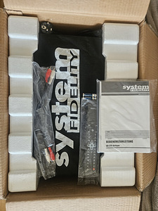 CD-проигрыватель SYSTEM FIDELITY CD-270 (4 фото из 4)
