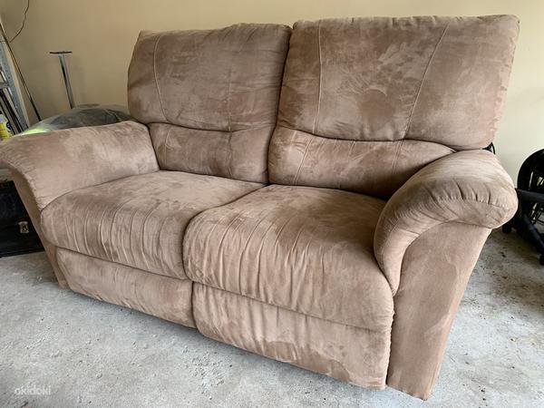 Двухместный диван (фото #2)