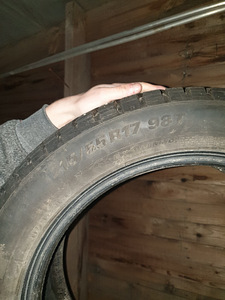 215/55 r17 Talverehvid KUMHO (2 foto / 3)