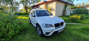 BMW X5 xDrive40D Comfort Shadow Line 3.0 TDI 225kW (1 foto / 12)