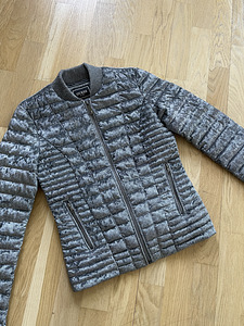 Guess jope suurus XS (2 foto / 3)