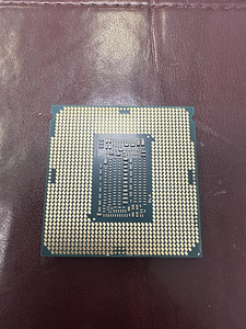 Cpu i7 9700 soket 1151 gen 9 (2 foto / 2)