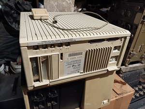 Apple Macintosh IIcx (5 foto / 7)