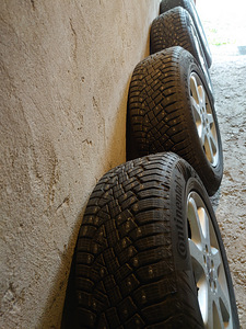 5*112 r17 + continental ice contact2 235/70 (2 foto / 8)