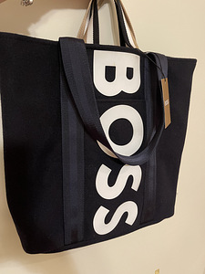 Сумка BOSS. Новая! (1 фото из 4)