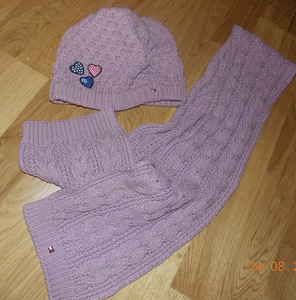 Tommy Hilfiger kpl. 10-12a (2 foto / 2)