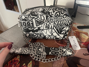 GUESS kott (3 foto / 4)