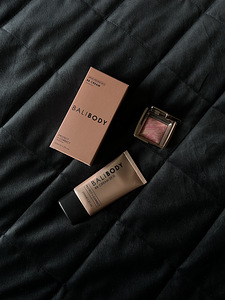 Kosmeetika (Pat McGrath/Hourglass/Givenchy/Armani) (4 foto / 4)