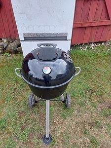 GRILL (2 foto / 4)