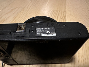 SONY RX 100 digi foto ja video kaamera (4 foto / 6)