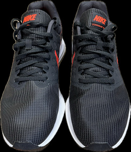 Nike Downshifter meeste jooksujalatsid (2 foto / 5)