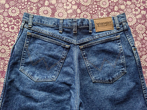 Klassikalised Wrangler teksad (3 foto / 6)