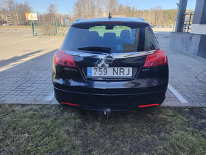 Opel Insignia Sports Tourer 2.0 CDTI (118 kW), 2013 (5 foto / 10)