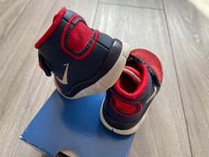 Ботинки nike s 19 (2 фото из 2)