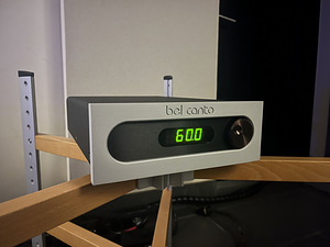 Stereovõimendi Bel Canto S300i + DAC (1 foto / 2)