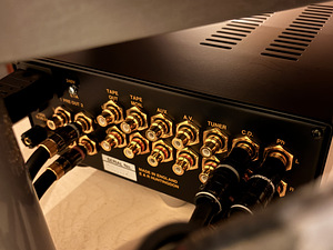 EAR Yoshino 834L Deluxe preamplifier (3 foto / 4)