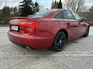 Audi a6 3.0tdi quattro ACC/webasto (5 foto / 15)