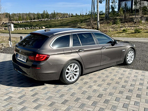 BMW 520 2.0 R4 d 135kW (2 foto / 12)