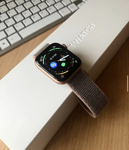 Apple Watch 4 Gold (1 фото из 2)