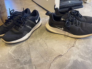 Кроссовки Nike (2 фото из 7)