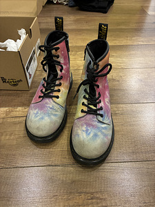 Dr. Martens (1 фото из 4)