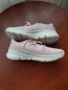SKECHERS Arch Fit tossud, suurus 37 (3 foto / 7)