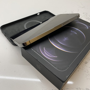 iPhone 12 Pro max, 256GB, space grey (3 foto / 3)
