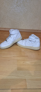 Nike Air Force 1 Mid 07 ja 82 (8 foto / 9)