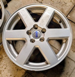 Volvo XC90 I 17" veljed Neptune (1 foto / 2)