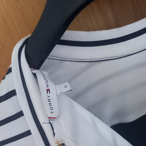 Продается платье Tommy Hilfiger s6 (4 фото из 7)