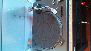 Grammofon Taya DP-510 (2 foto / 2)