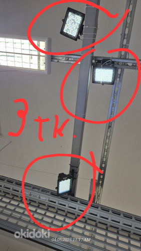 LED Valgusti 130 LED must,8W, 3 tukki. 220-240V.