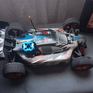 JAMARA Naxos GP 2,4 GHz 1\10 Nitro RTR (1 foto / 5)