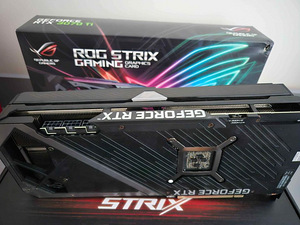 Asus Rog Strix RTX 3070 Ti Gaming OC (8 foto / 8)
