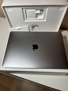 MacBook Air 13" M1 8/256gb Rus (2 foto / 5)