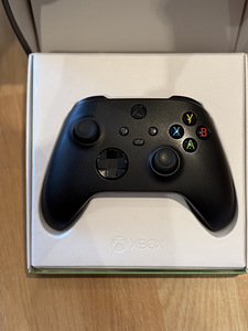 Microsoft Xbox Wireless Controller, Xbox One / Series X/S, m (4 foto / 4)