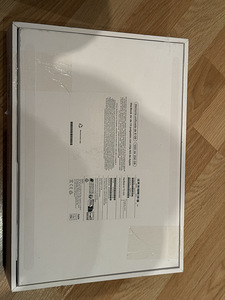Uus! MacBook Air 13.6 M2 256GB (4 foto / 9)