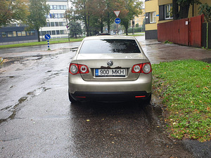 Volkswagen jetta VARUOSADEKS (6 foto / 8)