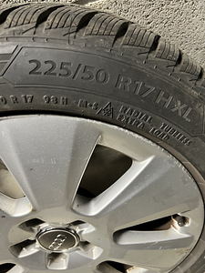 Audi 17 originaal veljed koos lammel rehvidega 5tk (6 foto / 6)