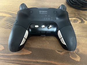 Nacon Revolution Unlimited Pro PS4/PC (3 foto / 3)