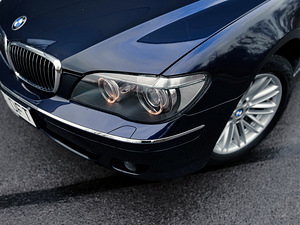 BMW 750 Exclusive 4.8 270kW (6 foto / 15)