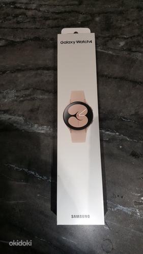 Galaxy Watch 4 Розовое золото (фото #1)