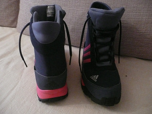 Ботинки Adidas (2 фото из 3)