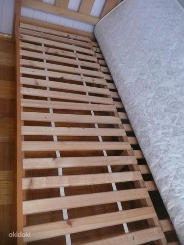 Кровать из массива дерева 140 х 200 (фото #3)
