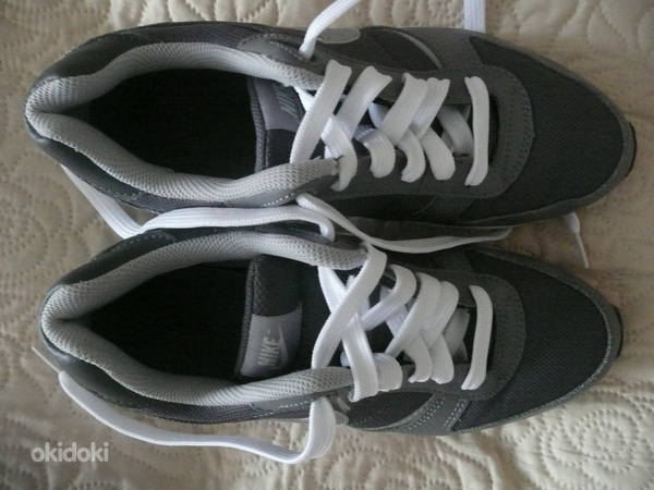 Кроссовки Nike 38,5 (фото #3)