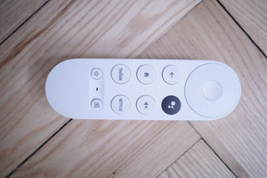 Chromecast 4th gen (2 foto / 2)