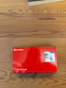 BMW E36 käsipiduri klotsid (2 foto / 4)