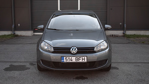 Volkswagen Golf (2 foto / 15)