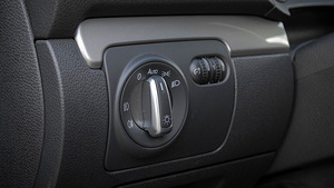 Volkswagen Golf (13 foto / 15)