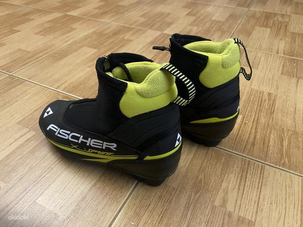 Продам детские беговые лыжные ботинки Fiskars 35 (фото #6)